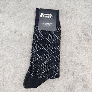 Unsimply Stitched Socks Mens 8-12 Black Crew *NWT*